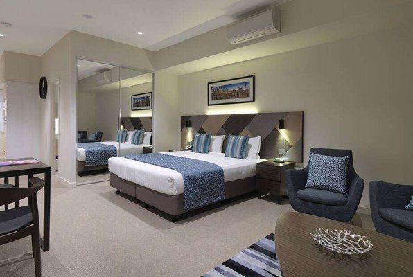 Wyndham Hotel Melbourne by null