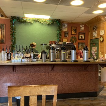 The Great Northern Coffee - two people at a counter - Coffee & Tea Near Me - Minocqua, Wisconsin