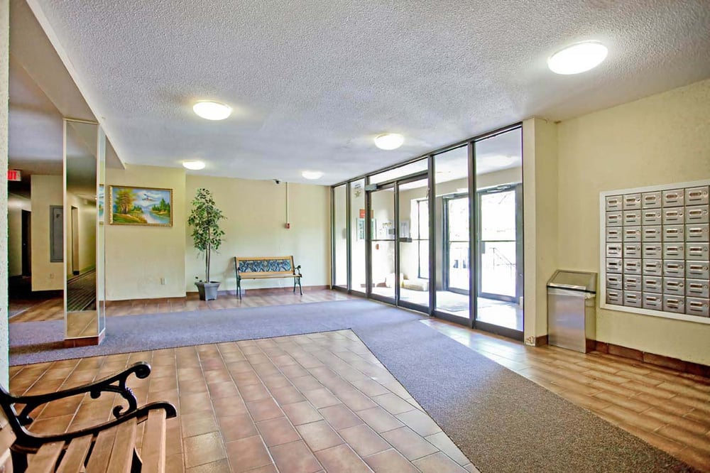 BRAMPTON VILLAGE APARTMENTS Updated April 2024 80 Orenda Court