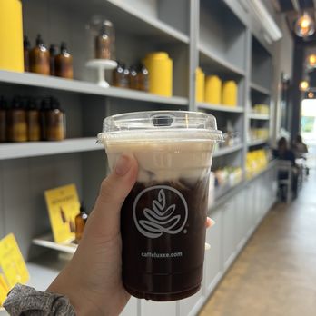 Caffe Luxxe - Vanilla creme cold brew - Coffee & Tea Near Me - Santa Monica, California Caffe Luxxe - Vanilla creme cold brew - Coffee & Tea Near Me - Santa Monica, California