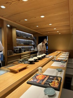 Tsukiji Unitora Nakadori by null