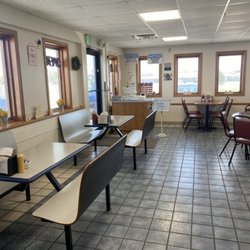 Jct 4 Diner - Entrance