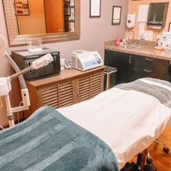 About Face Anti-Aging Institute - Esthetics Treatment Room