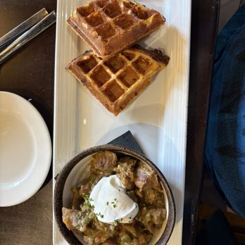 1899 Bar & Grill - Green chili and waffles - Bars Near Me - Flagstaff, Arizona 1899 Bar & Grill - Green chili and waffles - Bars Near Me - Flagstaff, Arizona
