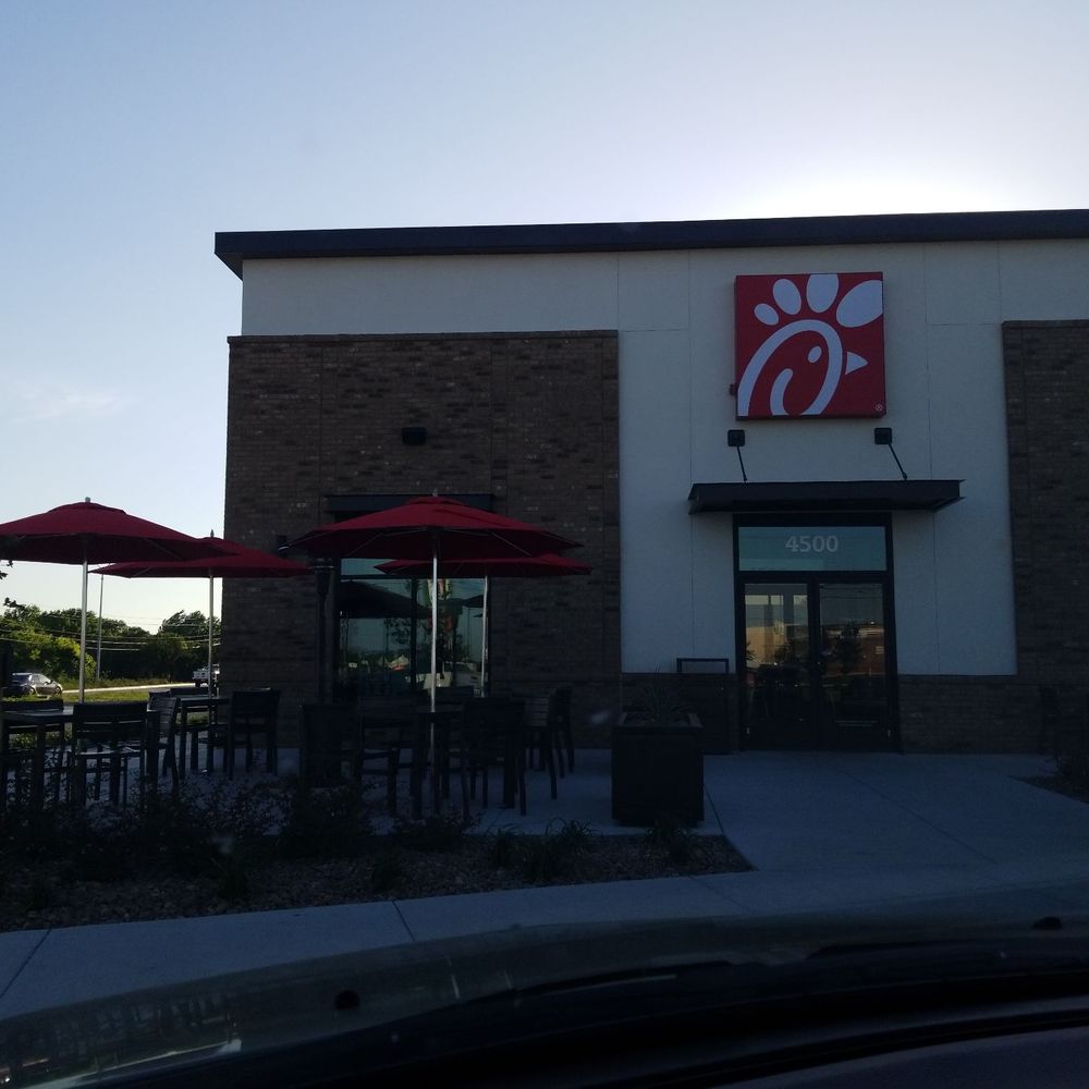 Chick-fil-A - Fast Food Near Me - Fort Worth, Texas