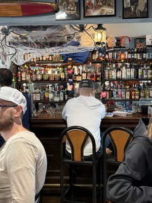 Fenton Bar and Grill by null