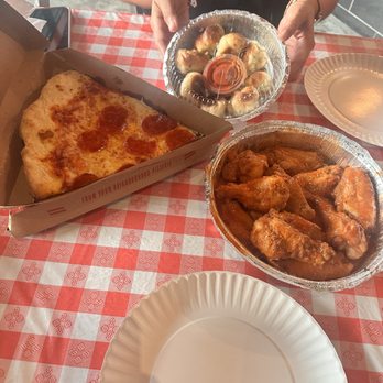 Emiliano’s Pizzeria - 10 Count Jumbo Wings - Pizza Near Me - Magnolia, Texas Emiliano’s Pizzeria - 10 Count Jumbo Wings - Pizza Near Me - Magnolia, Texas