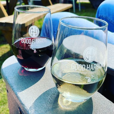 Good Harbor Vineyards by null