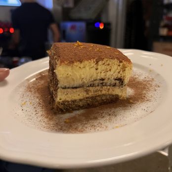 Mano Cornuto - Tiramisu - Cafes Near Me - Montreal, Quebec