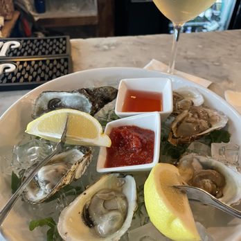 The Gray Goose - Raw Bluepoint Oysters - New American Near Me - Southport, Connecticut The Gray Goose - Raw Bluepoint Oysters - New American Near Me - Southport, Connecticut