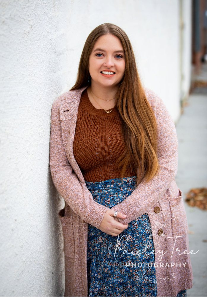 Chasing Dandelions - grief counselor in Aberdeen, SD