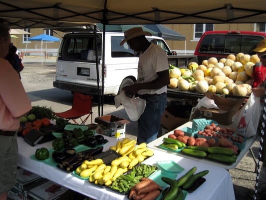 Cooper-Young Community Farmers Market by null