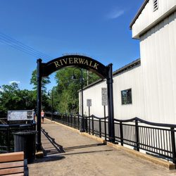 Riverwalk - Entry to Riverwalk