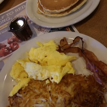 Denny's - scrambled egg, hash browns, bacon and pancakes - American Near Me - San Jose, California Denny's - scrambled egg, hash browns, bacon and pancakes - American Near Me - San Jose, California