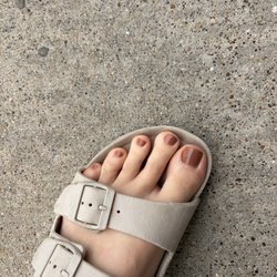 Circle Spa - Pedicure with polish