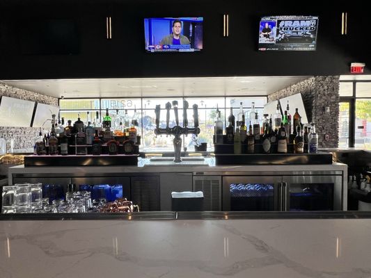 CMX CinéBistro Halcyon by null