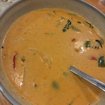 Boonsee Thai Kitchen - Norco - Red curry with shrimp and jasmine rice - Thai Near Me - Norco, California Boonsee Thai Kitchen - Norco - Red curry with shrimp and jasmine rice - Thai Near Me - Norco, California