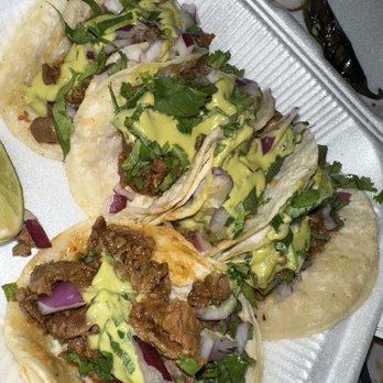 Tacos Chapalita - Asada tacos with guacamole and Roja salsa - Tacos Near Me - Stockton, California Tacos Chapalita - Asada tacos with guacamole and Roja salsa - Tacos Near Me - Stockton, California