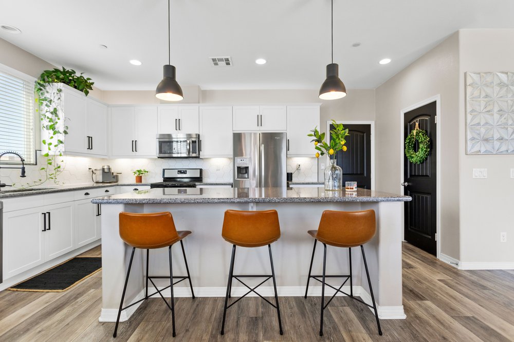 PARIS DAVIS NATIVE REAL ESTATE Contact Agent 28544 Old Town Front