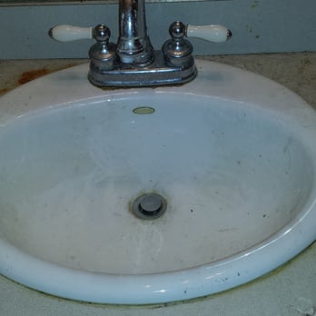City Dwelling Cleaning Services - A rental unit before we cleaned. - Home Cleaning Near Me City Dwelling Cleaning Services - A rental unit before we cleaned. - Home Cleaning Near Me