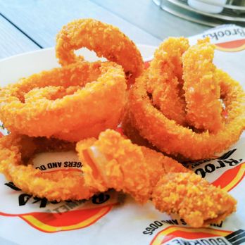 Brooks Burgers - Onion rings. The only thing here I thought they did a good job with. - Hot Dogs Near Me - Naples, Florida