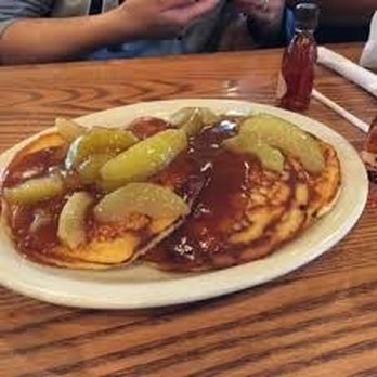 Cracker Barrel Old Country Store - Breakfast & Brunch Near Me - Flint, Michigan Cracker Barrel Old Country Store - Breakfast & Brunch Near Me - Flint, Michigan