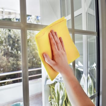 Carpet Cleaner - Carpet Cleaning Near Me - London, XGL