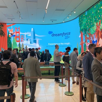 Salesforce Tower - Shared Office Spaces Near Me - San Francisco, California