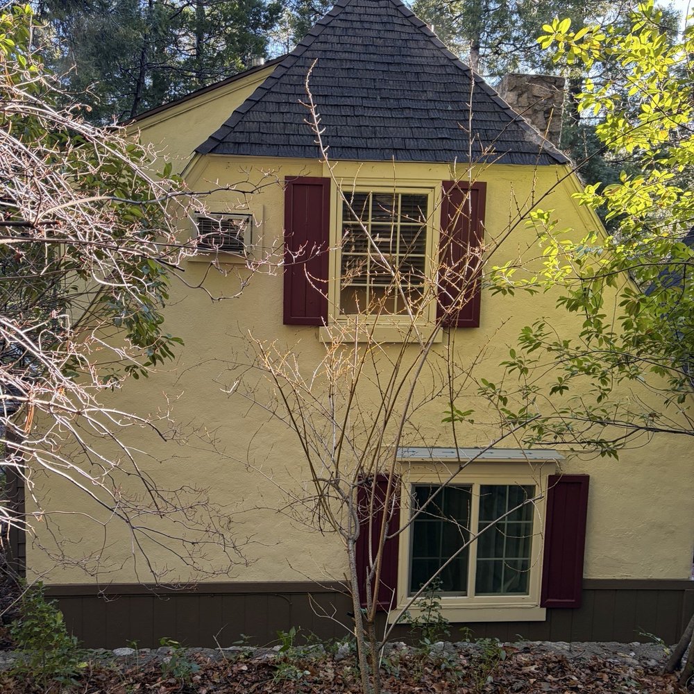 Saddleback Inn - Hotels Near Me - Lake Arrowhead, California Saddleback Inn - Hotels Near Me - Lake Arrowhead, California
