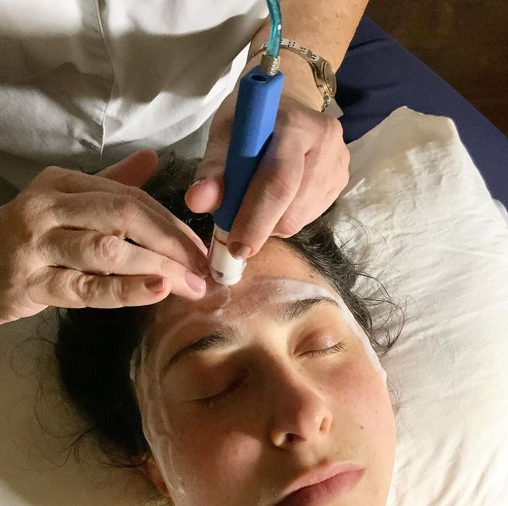 Nicky's Skin Care Logo