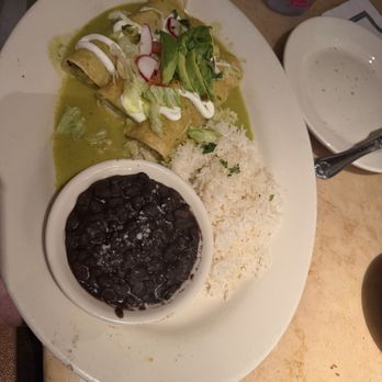 The Cheesecake Factory - Green Chile Chicken Enchiladas** - Desserts Near Me - Brandon, Florida The Cheesecake Factory - Green Chile Chicken Enchiladas** - Desserts Near Me - Brandon, Florida