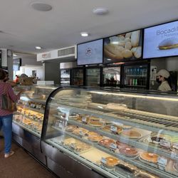 Panaderia y Reposteria Glenview
