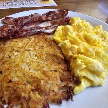 Denny's - All American - American Near Me - Raton, New Mexico