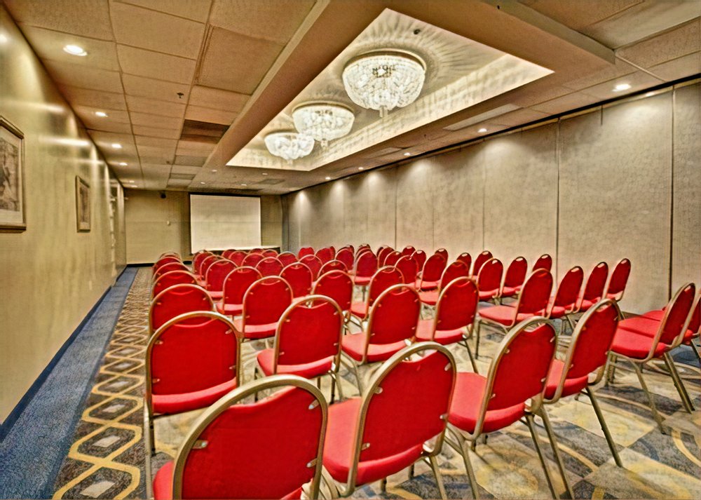 CANTERBURY INN Updated September 2024 5805 W Kellogg Dr, Wichita