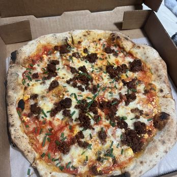 Fabrica Pizza - Chorizo Pizza - Salad Near Me - Tampa, Florida Fabrica Pizza - Chorizo Pizza - Salad Near Me - Tampa, Florida