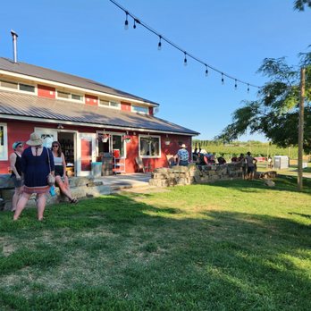 Big Barn Brewing - Breweries Near Me - Mead, Washington