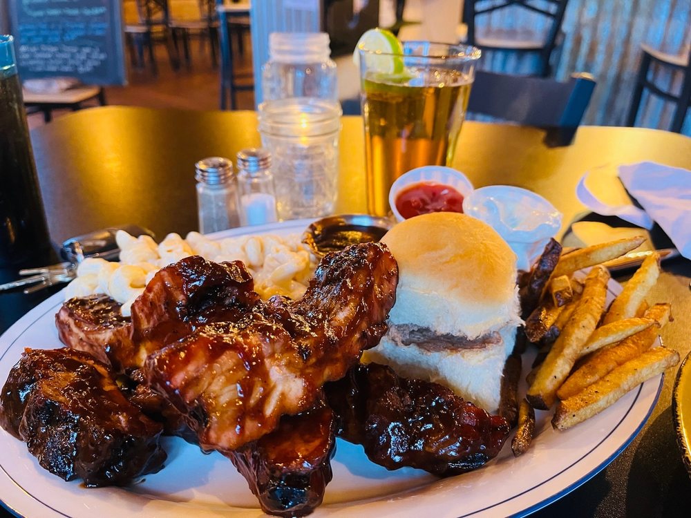 JESSE PEPPER’S SMOKE SHACK 11 Reviews 511 E Main St, White Sulphur