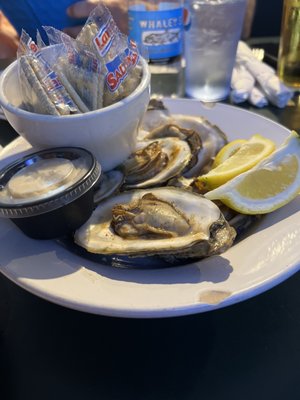 Whaley's Restaurant & Bar by null