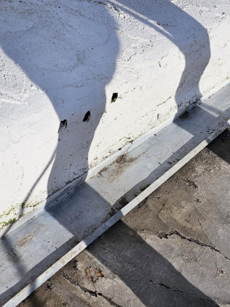 Slide of Rightway Roofing