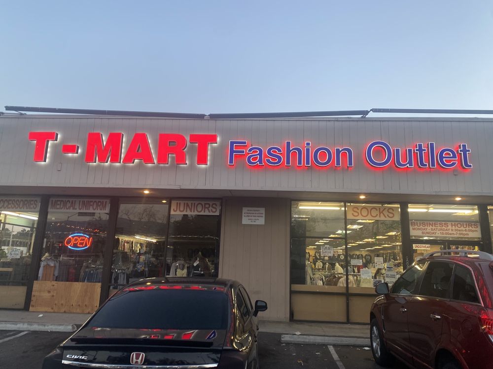 TSHIRT MART Updated September 2024 10 Photos & 33 Reviews 4033