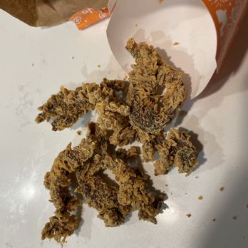 Popeyes Louisiana Kitchen - Sizzlin' Sriracha Dippers - Fast Food Near Me - Temecula, California Popeyes Louisiana Kitchen - Sizzlin' Sriracha Dippers - Fast Food Near Me - Temecula, California
