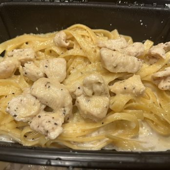 Nilo Restaurant - 1/4 Fettuccine Alfredo - Italian Near Me - Danville, California