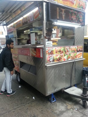 Middle Eastern Halal Food 69st by null