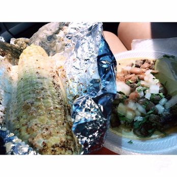 El Jalisciense - Elote & Steak taco - Food Trucks Near Me - Kapolei, Hawaii