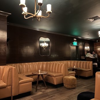 Peter Kern Library - Inside - Speakeasies Near Me - Knoxville, Tennessee Peter Kern Library - Inside - Speakeasies Near Me - Knoxville, Tennessee