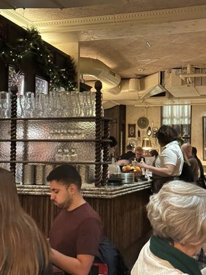 DeNucci's Lincoln Park by null