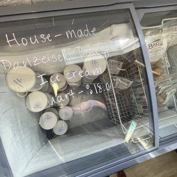 Danzeisen Dairy Creamery Store - Desserts Near Me - Payson, Arizona