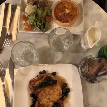 Le Petit Parisien - Pancakes with blueberries & tomato quiche - Coffee & Tea Near Me - Dublin, D