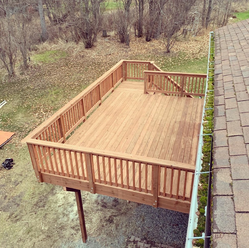 Slide of Bigfoot Decking & Services