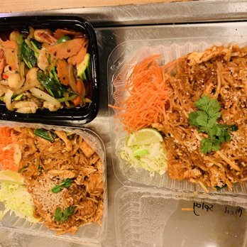 Thai Time Restaurant - Pad Thai and seafood mix - Thai Near Me - San Francisco, California Thai Time Restaurant - Pad Thai and seafood mix - Thai Near Me - San Francisco, California